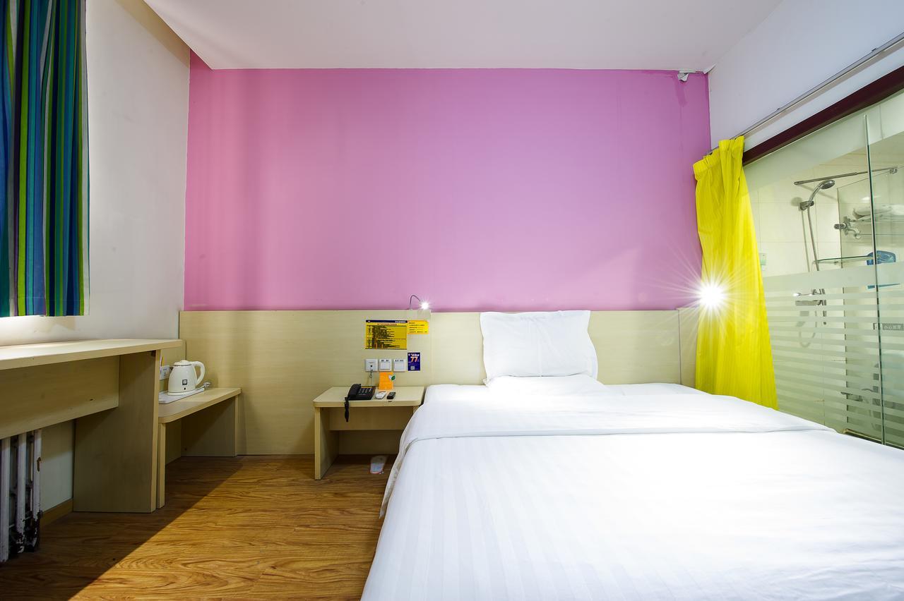 7Days Inn Guangzhou Southern Hospital Medical College Station エクステリア 写真
