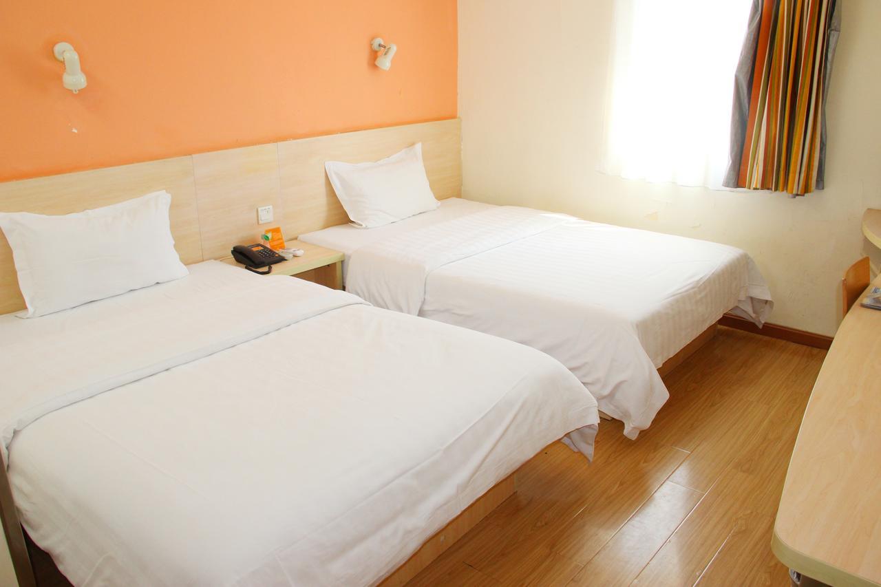 7Days Inn Guangzhou Southern Hospital Medical College Station エクステリア 写真