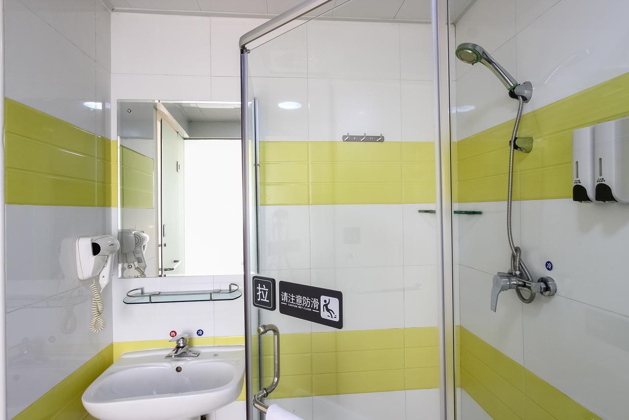 7Days Inn Guangzhou Southern Hospital Medical College Station エクステリア 写真
