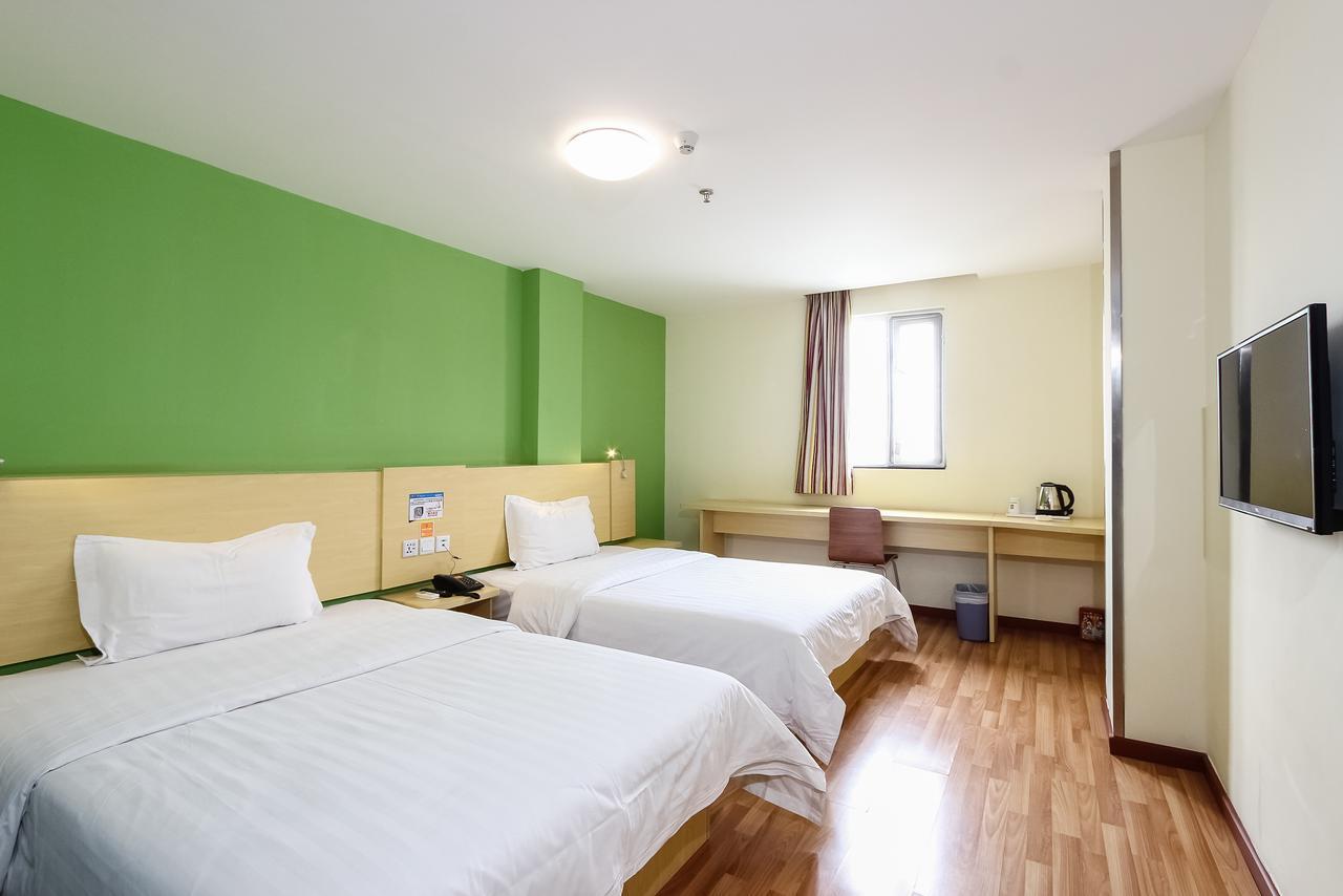 7Days Inn Guangzhou Southern Hospital Medical College Station エクステリア 写真