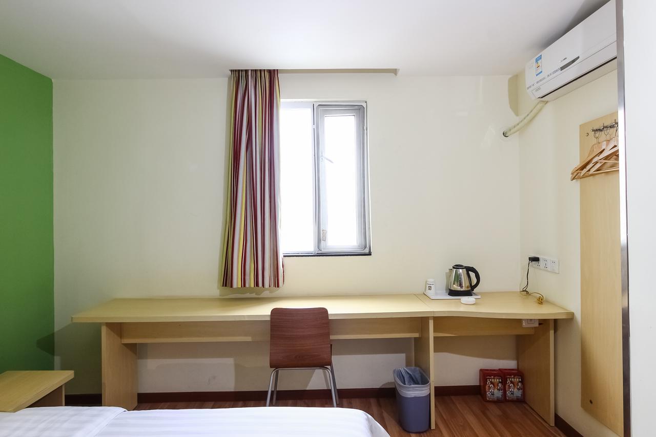 7Days Inn Guangzhou Southern Hospital Medical College Station エクステリア 写真